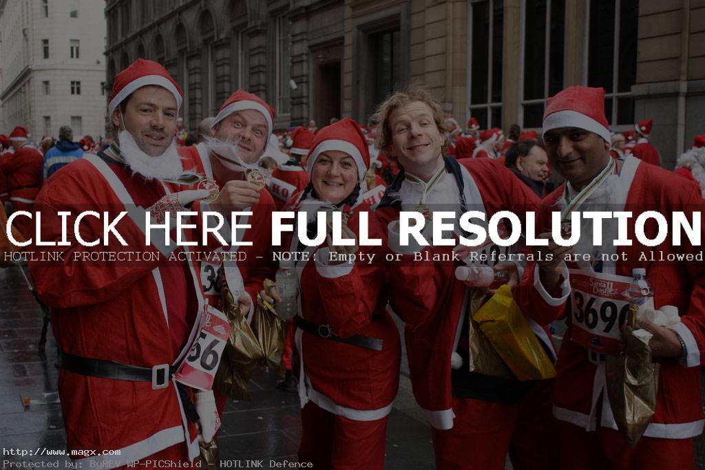 santa run More Than 8,000 Runners at Liverpool Santa Dash 2011