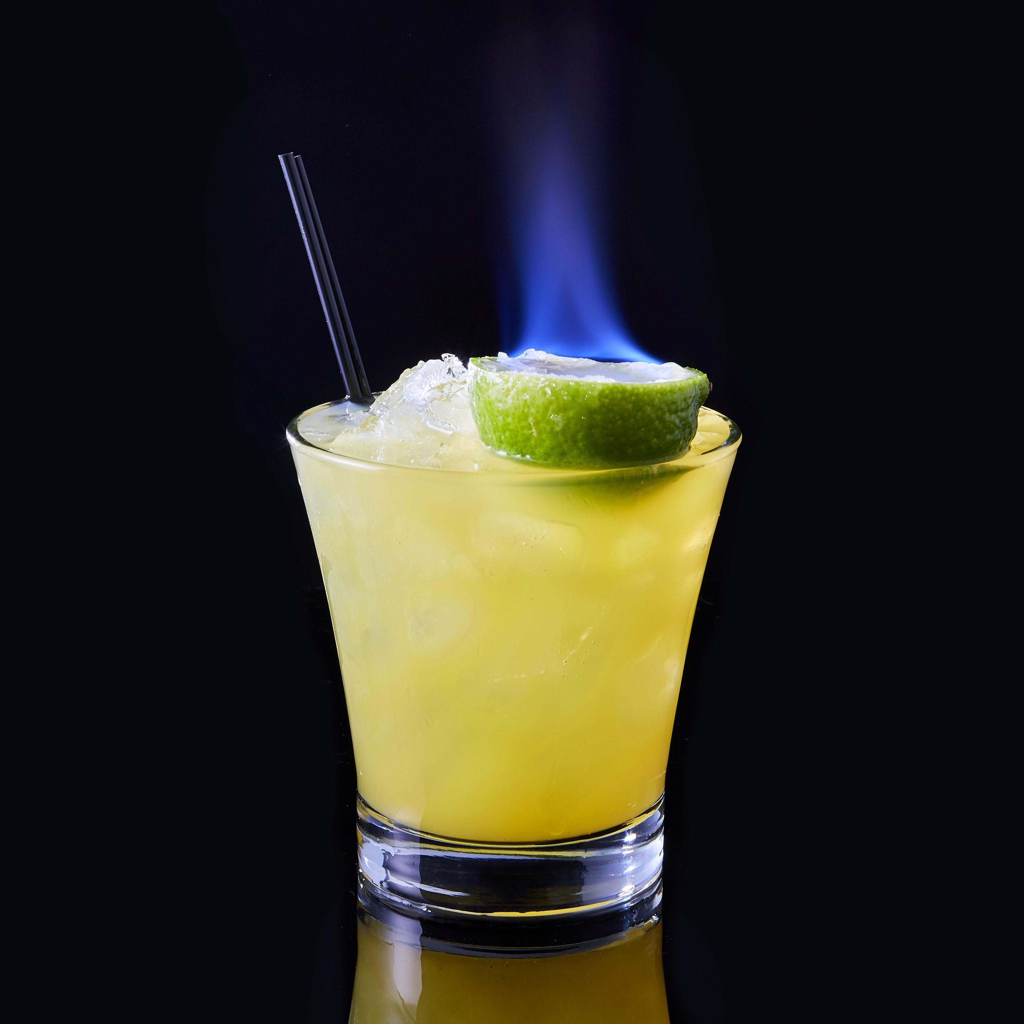 summer cocktails1 Hot Summer Cocktails and Drinks for 2016