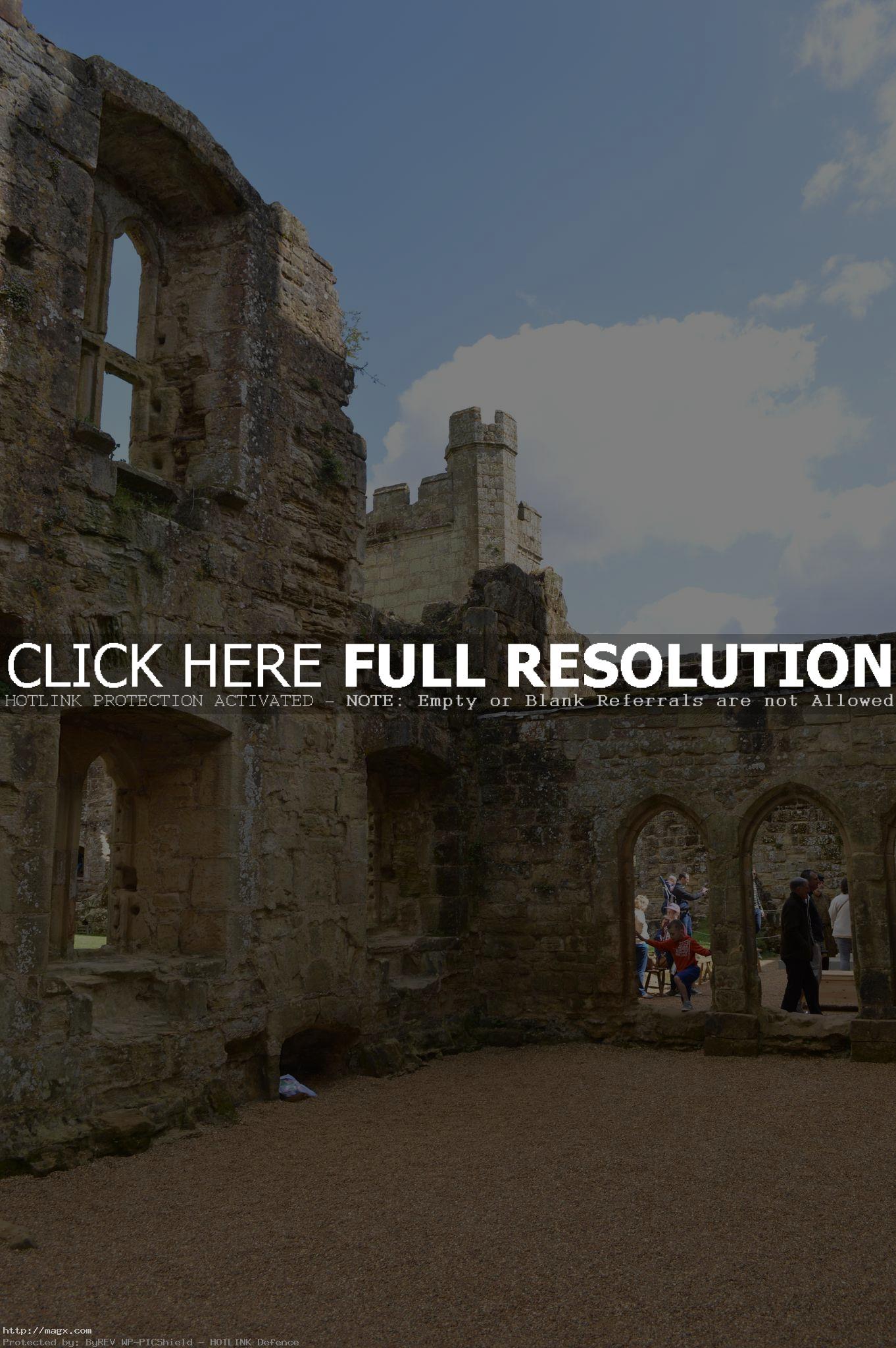 bodiam castle8 Bodiam Most Picturesque Castle in East Sussex