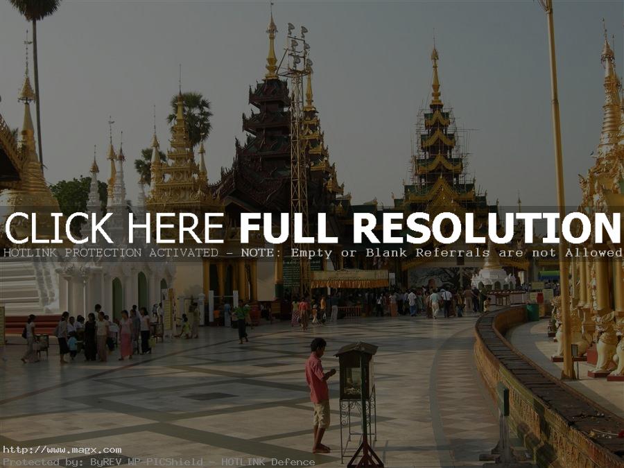 shwedagon pagoda7 The Magnificent Shwedagon Pagoda
