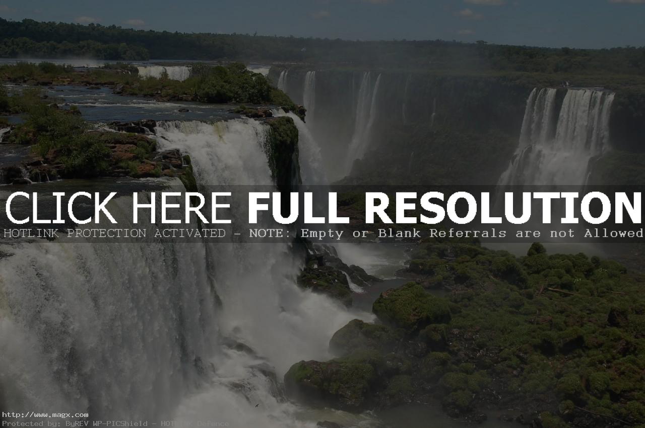 iguassu falls5 The Most Beautiful Waterfalls of The World   Iguazu Falls, Argentina