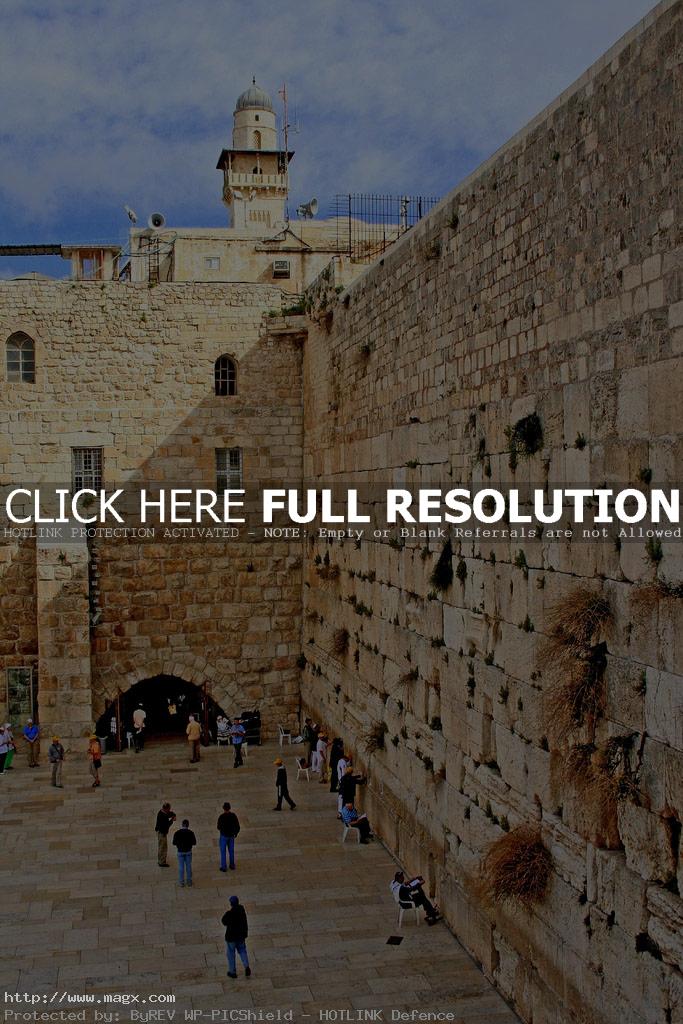 western wailing wall1 The Wailing Wall aka Kotel in Old City of Jerusalem