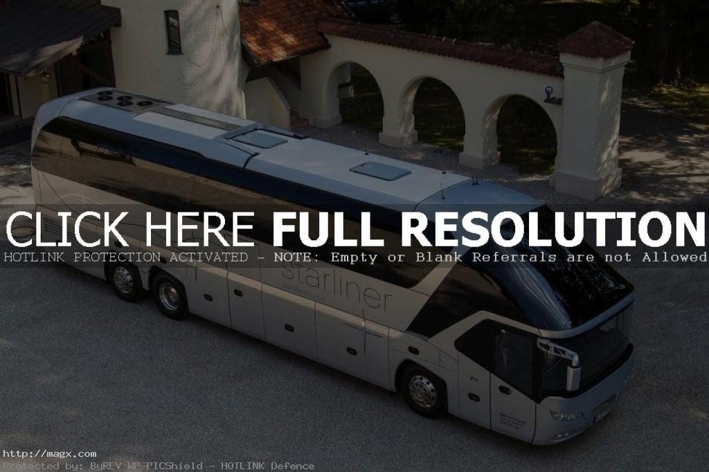 lionel messi bus10 The Best Neoplan Starliner by Lionel Messi