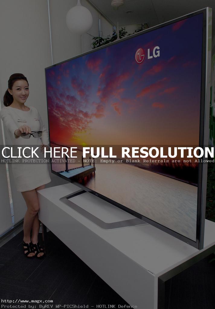 lg smart tv1 Worlds Largest 3D Ultra Definition HDTV and Smart TV by LG at CES 2012